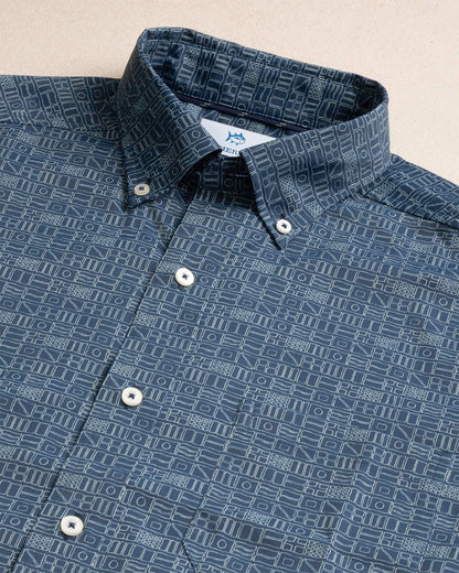 ST Nautical Flags Short Sleeve Sport Shirt | Southern Tide Men