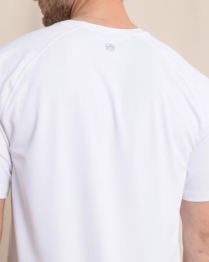 brrr°®-illiant Performance Tee | Southern Tide Men