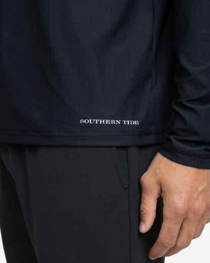 brrr°®-illiant Performance Long Sleeve Tee | Southern Tide Men