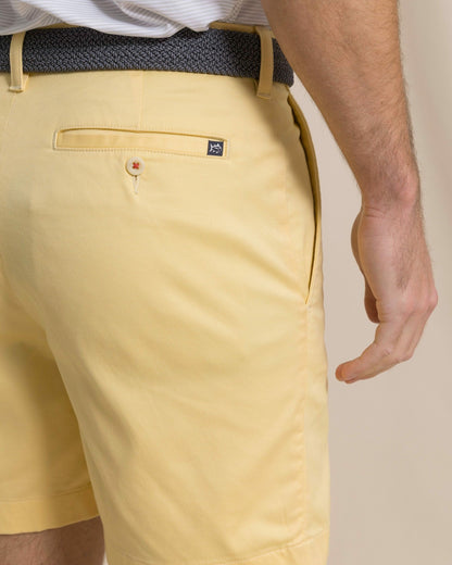 Channel Marker 7" Chino Short - Pineapple | Southern Tide Men
