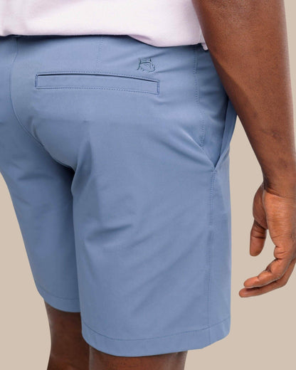 brrr°®-die 8 Inch Performance Golf Short - Dark Seas | Southern Tide Men