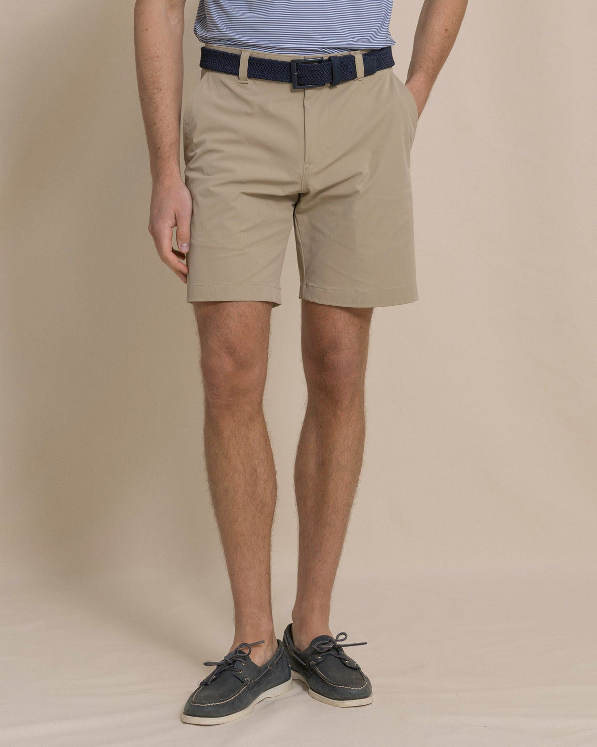 Birdie 8" Performance Short - Sandstone Khaki | Southern Tide Men