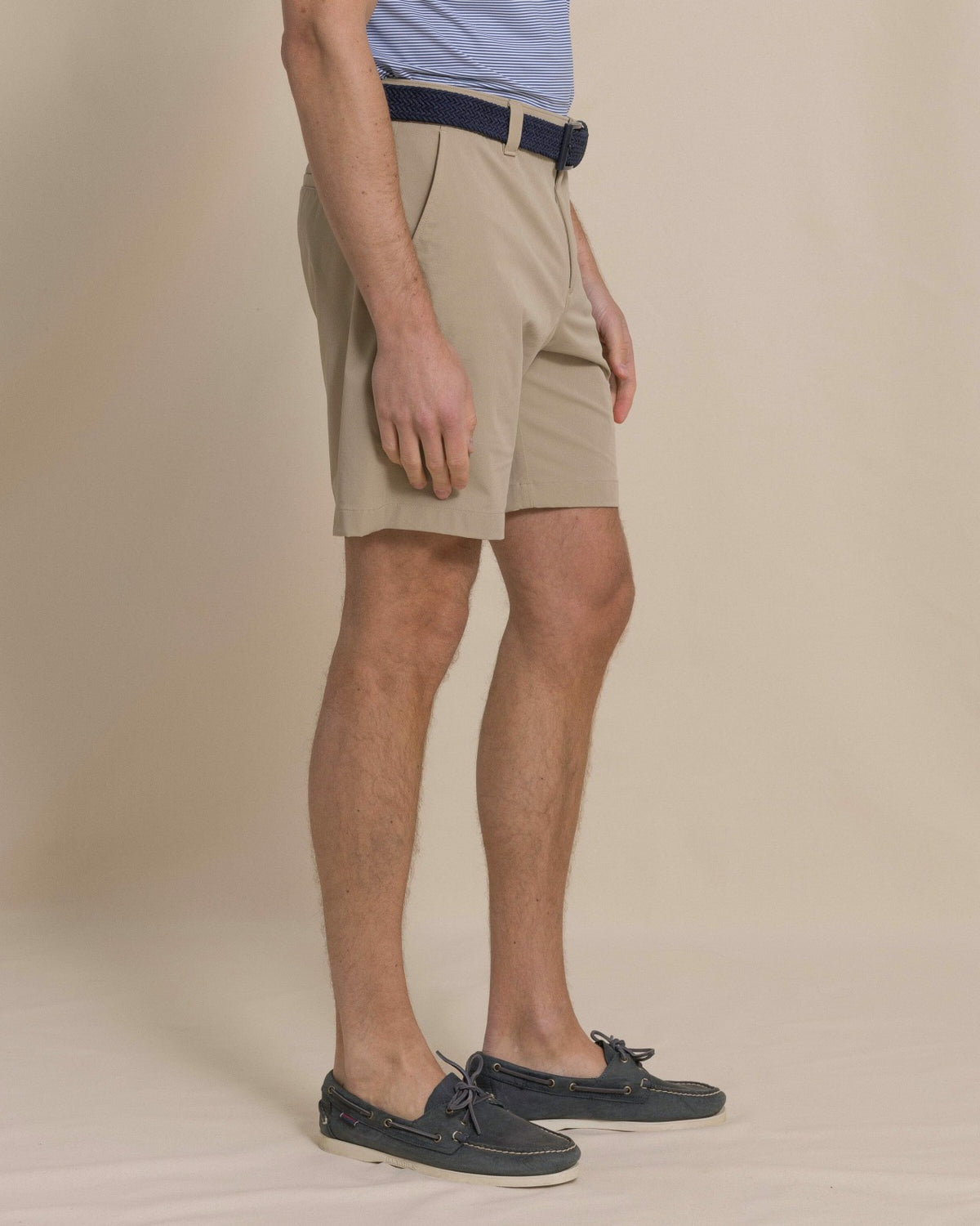 Birdie 8" Performance Short - Sandstone Khaki | Southern Tide Men