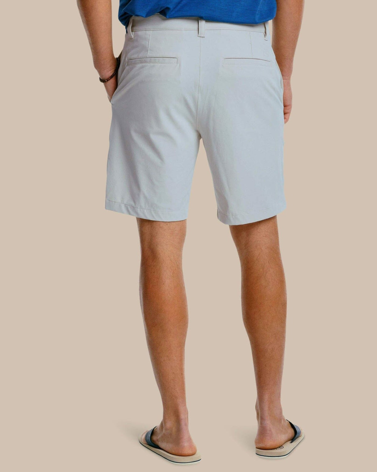 brrr°®-die 8 Inch Performance Golf Short - Seagull Grey | Southern Tide Men