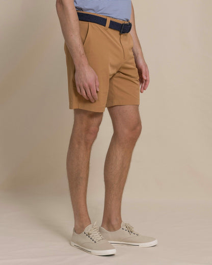 brrr°®-die 8" Performance Short - Hazelnut Khaki | Southern Tide Men