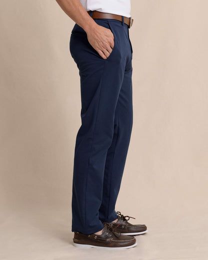 Jack Performance Pant in Navy | Southern Tide Men