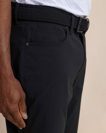 Intercoastal Performance Pant - Caviar Black | Southern Tide Men