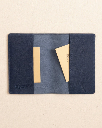 Il Bisonte Passport Case | Southern Tide Men|Home