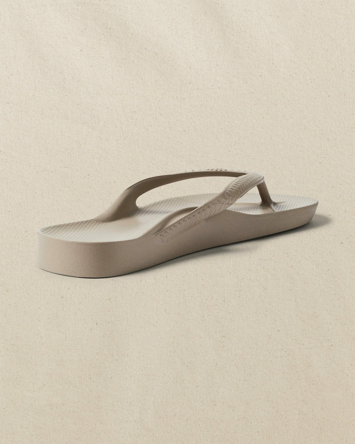 Archies Taupe Arch Support Flip Flop | Southern Tide Men|Women|Home