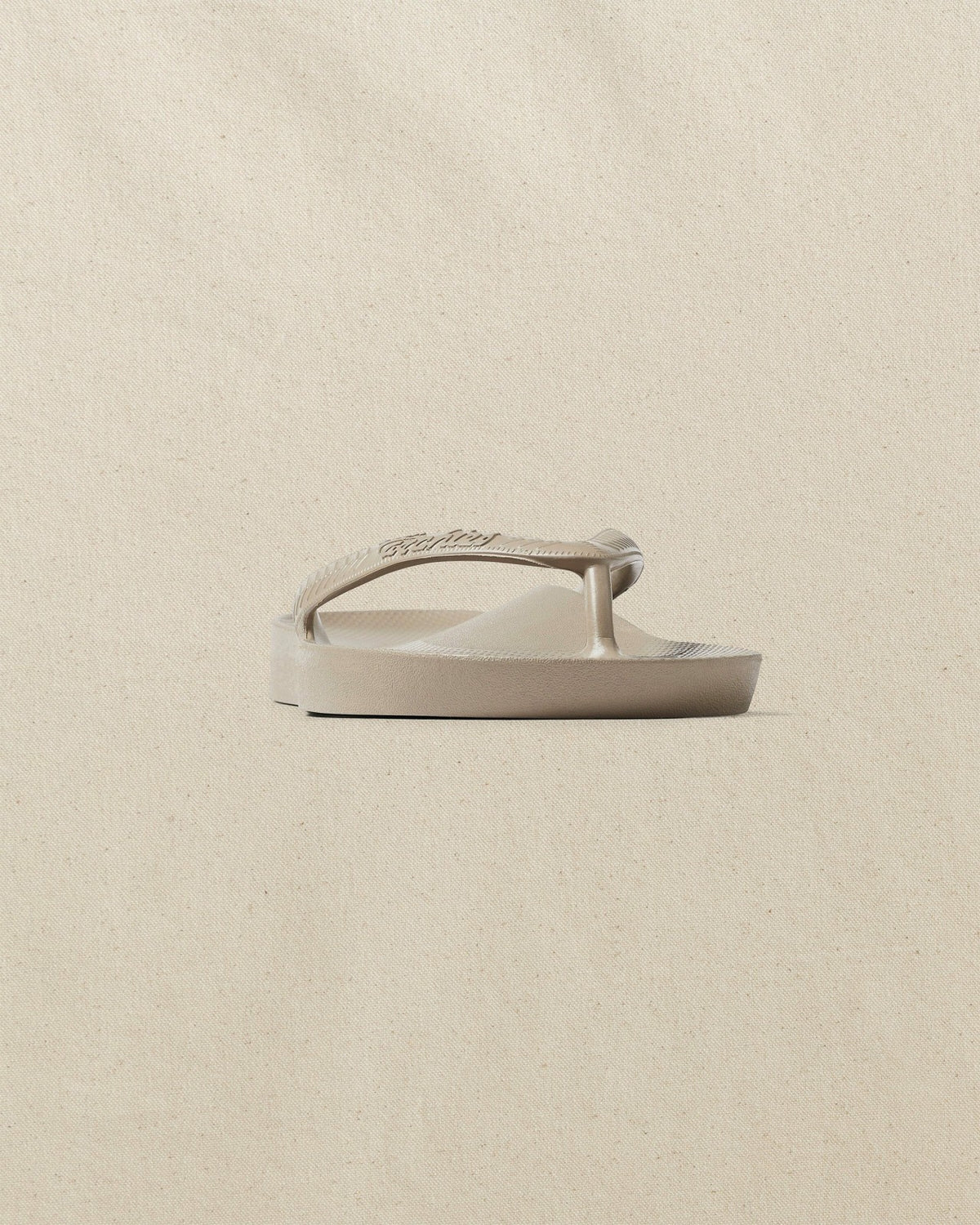 Archies Taupe Arch Support Flip Flop | Southern Tide Men|Women|Home