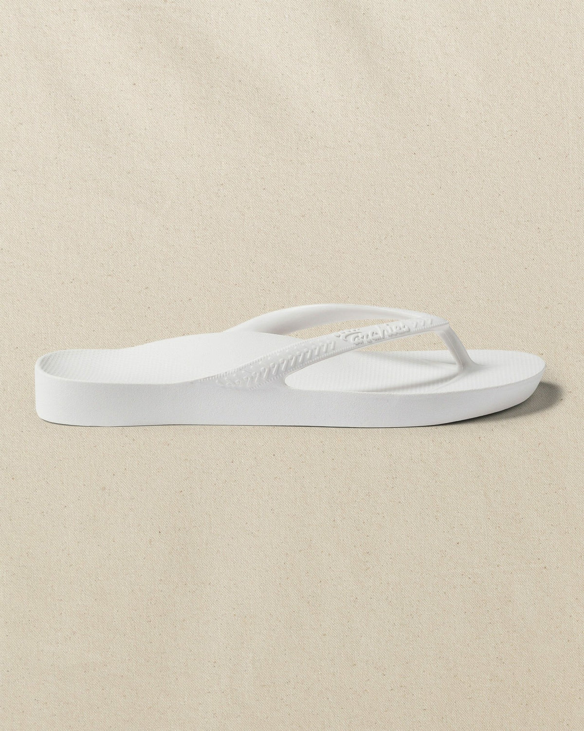 Archies Classic White Arch Support Flip Flop | Southern Tide Men|Women|Home