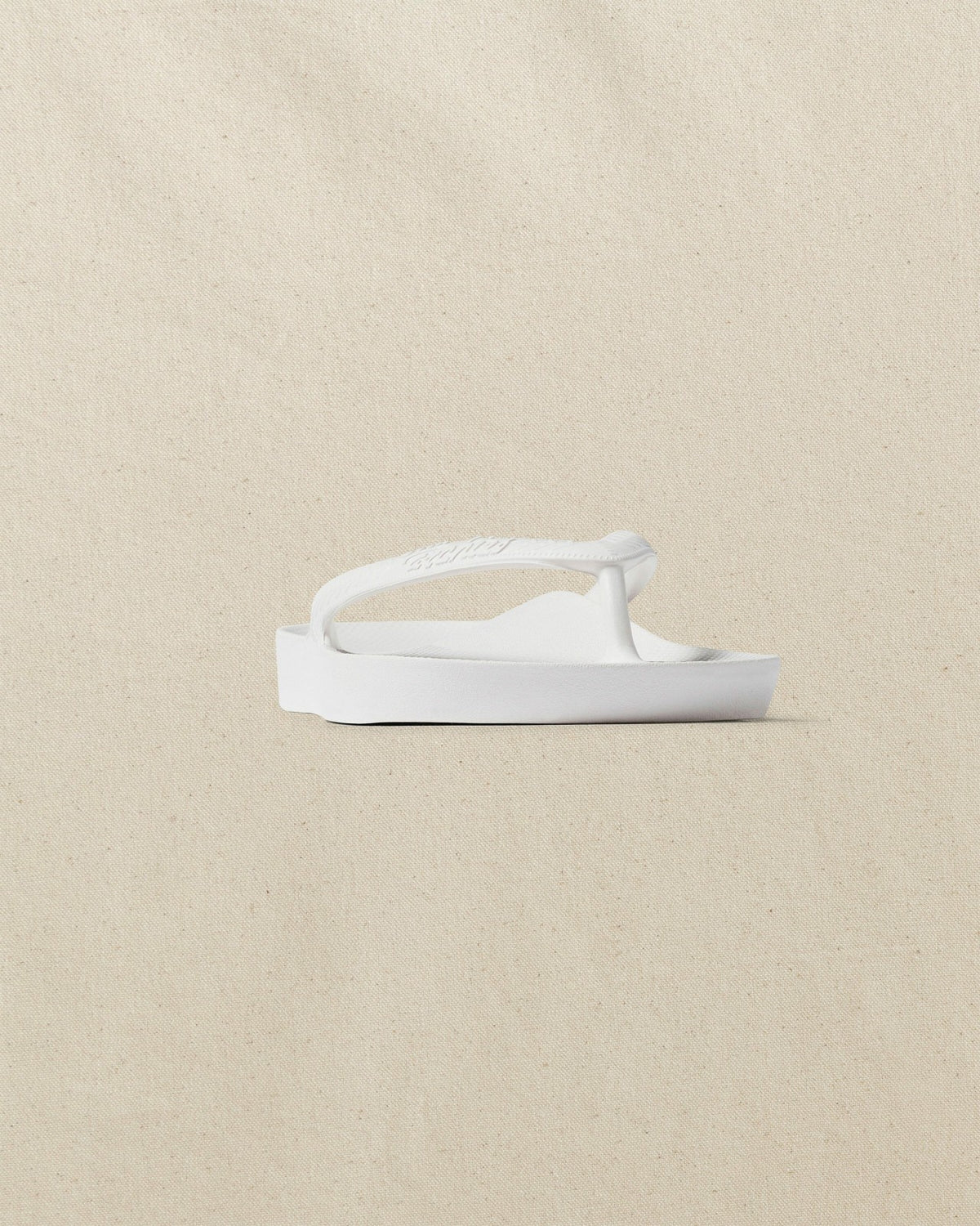Archies Classic White Arch Support Flip Flop | Southern Tide Men|Women|Home