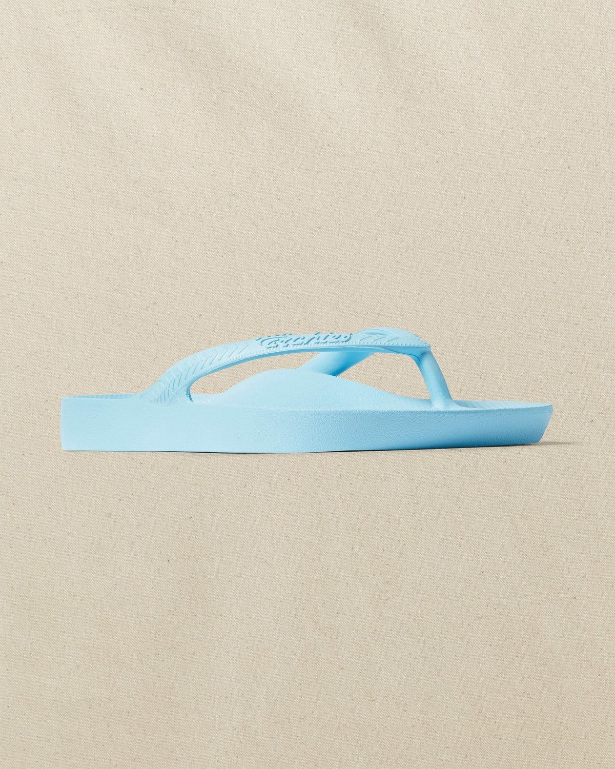 Archies Sky Blue Arch Support Flip Flop | Southern Tide Men|Women|Home