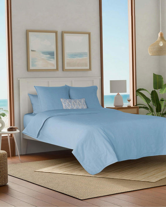 Ocean Isle Peri Quilt | Southern Tide Home
