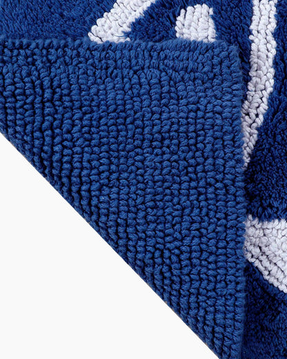 Reversible Skipjack Bath Rug - 17”W x 24”L – Southern Tide | Southern Tide Home
